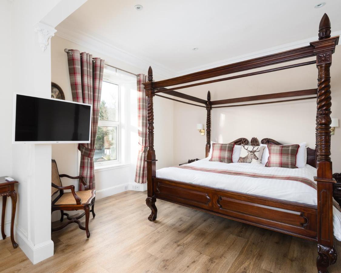 The Claymore Guest House Питлохри Екстериор снимка